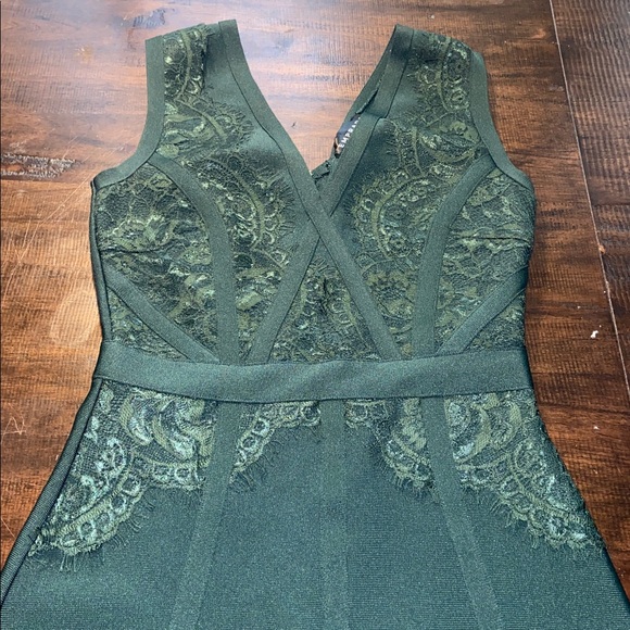 Emprada Dark Green Lace Mini Body con Dress XS - Picture 2 of 7